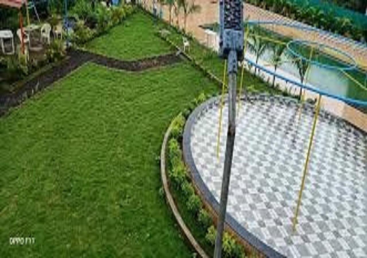Hotel Metro Palace Resort Karjat Dış mekan fotoğraf