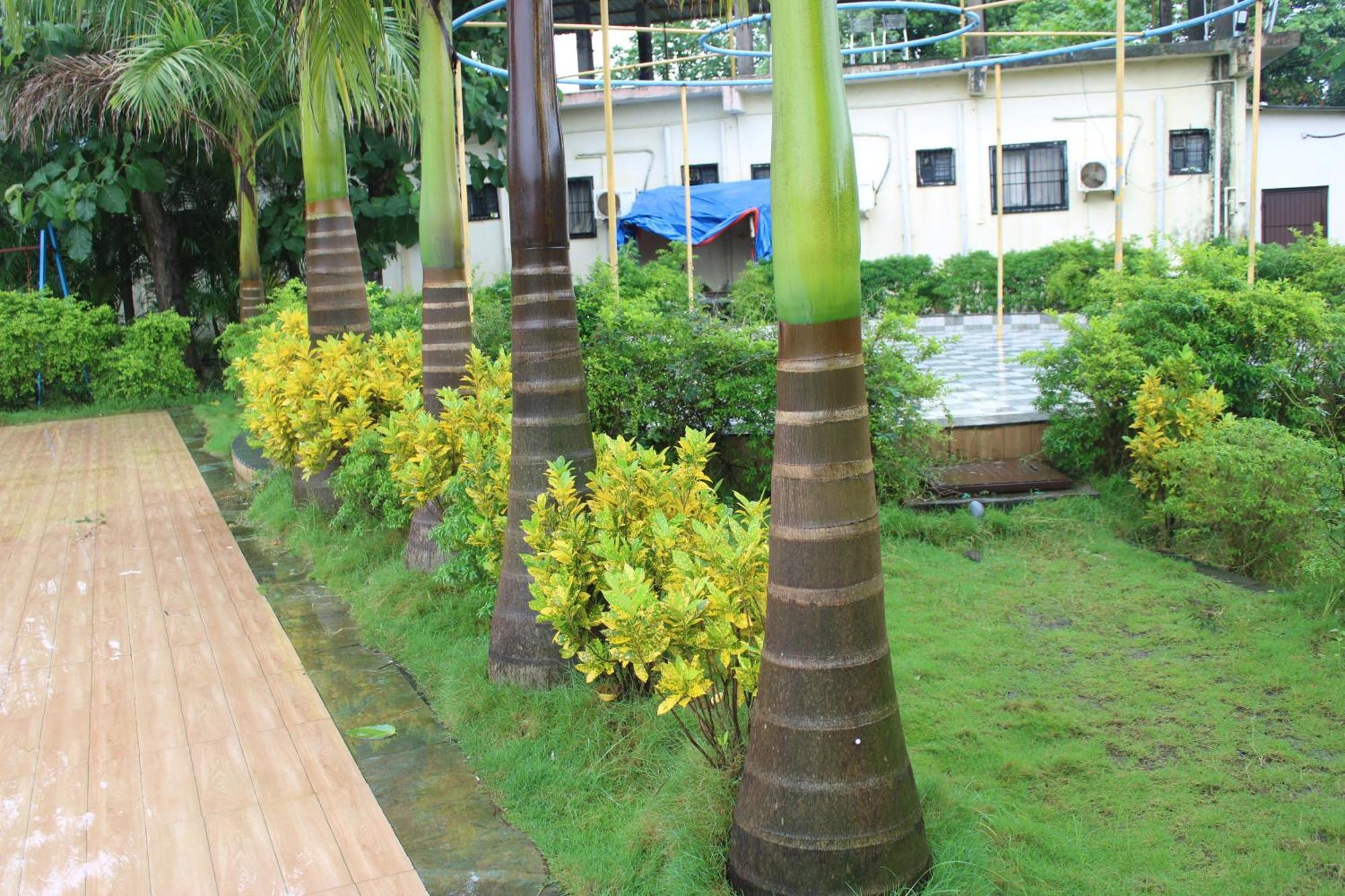 Hotel Metro Palace Resort Karjat Dış mekan fotoğraf